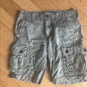 Men’s American Eagle Outfitters Green Camo Cargo Shorts Relaxed Fit sz 30